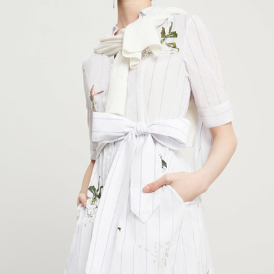 经典装饰女款可爱套装