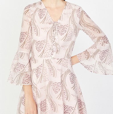 新款刺绣百搭甜美超仙宽松装